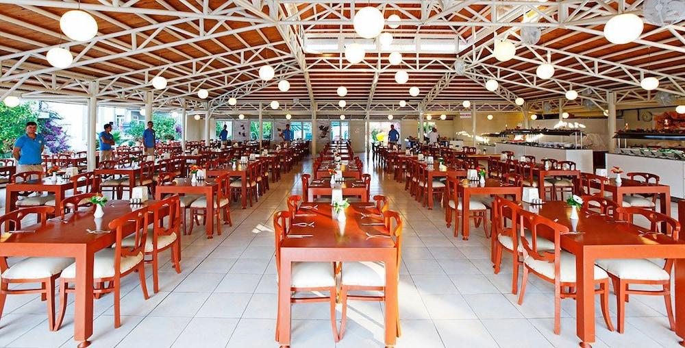 Sunlight Garden Hotel Side Bagian luar foto